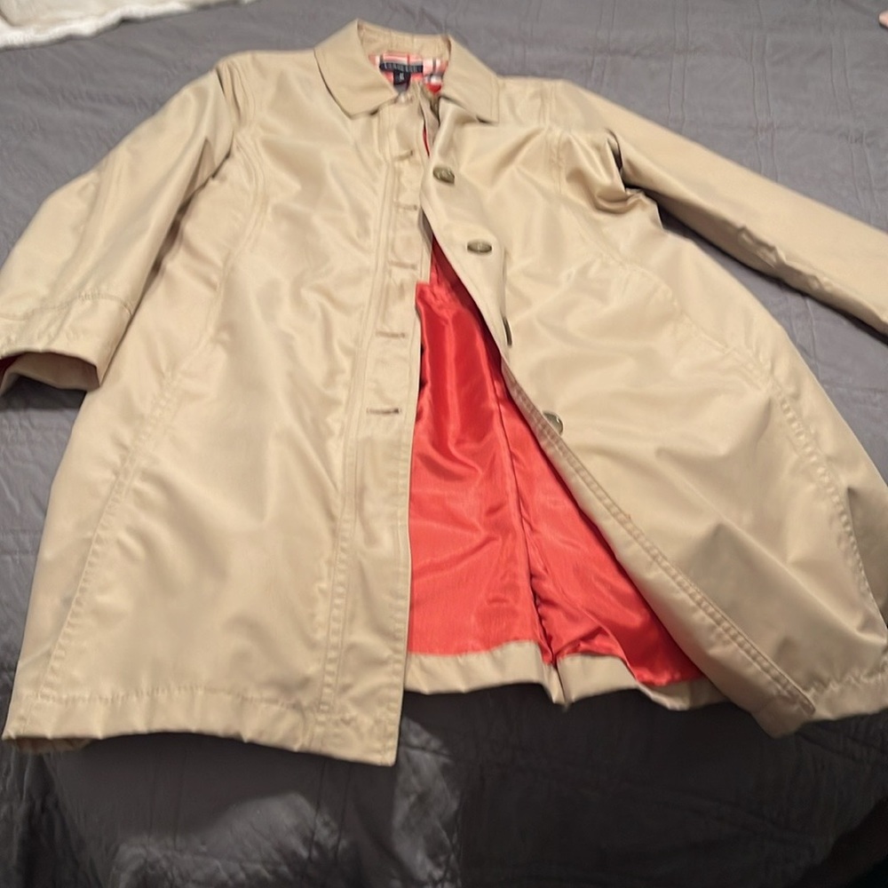 Size Medium Lands End Rain coat